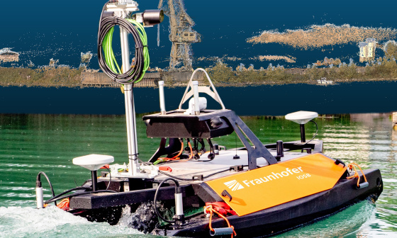 Autonomes Wasserfahrzeug vermisst Uferbereich