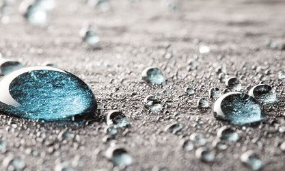 Wassertropfen als Nahaufnahme.